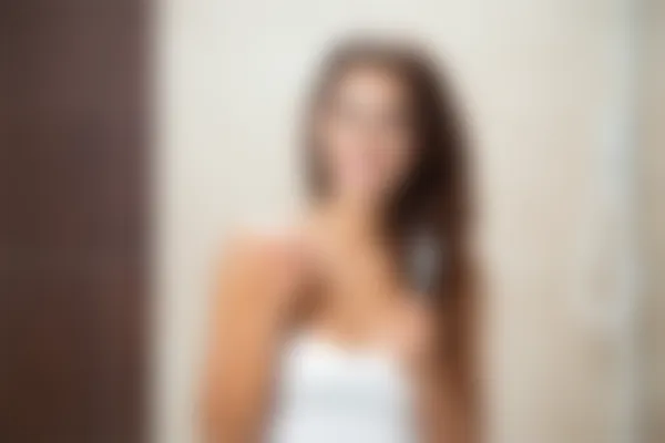 深圳美佳德口腔门诊部客服电话是多少？了解更多服务信息和预约方式！