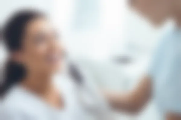 种植牙仅需4800元起，成都金牛金品牙科诊所为您打造自信笑容，原价5800元起，现享优惠！