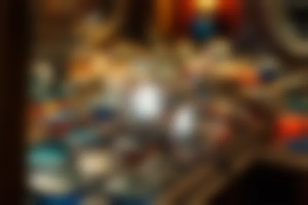 单眼斜视矫正的视觉训练方法有哪些？如何有效提升斜视患者的视力？