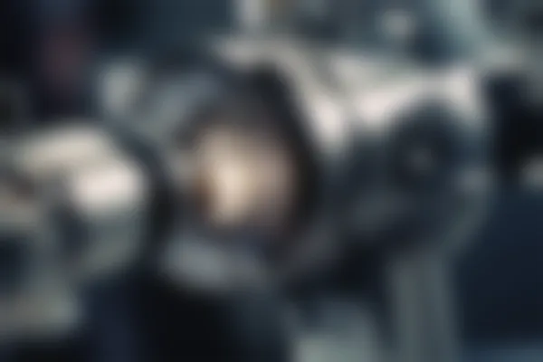 郑州徐锐峰医疗美容诊所推出的韩风提眉术，原价9800元起，现优惠仅需7800元起，助您轻松打造迷人双眉。