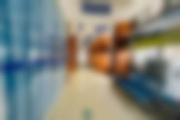 凉山爱尔眼科医院走廊