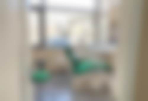伯瓷口腔门诊部诊室