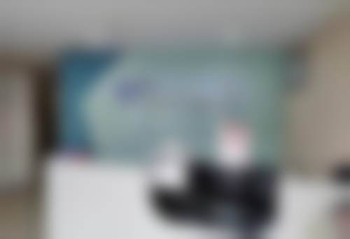 伯瓷口腔前台